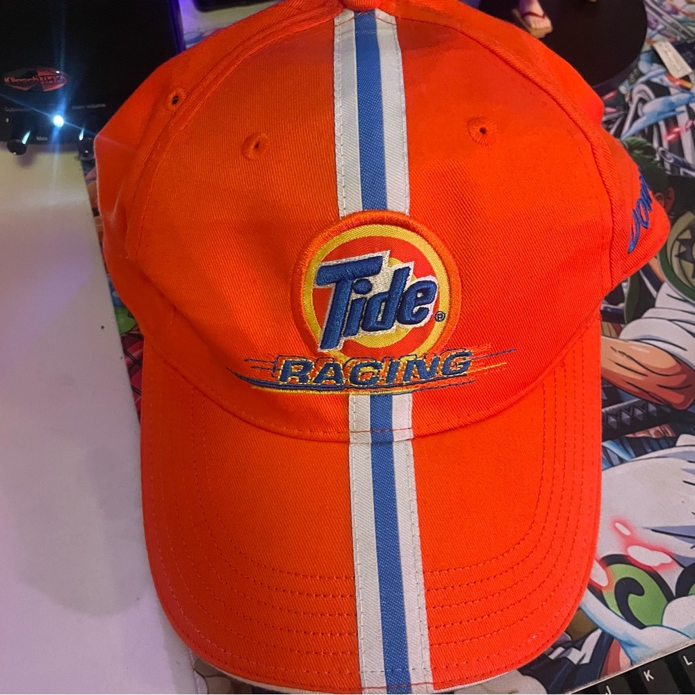 Tide racing hat